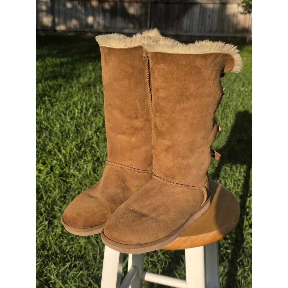 UGG TALL BAILEY BOW II TALL TRIPLET CHESTNUT WOMEN USA 9
